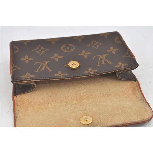 100% authentic Louis Vuitton Pouchette on sale today only $425 retails $1999 - Picture 11 of 14